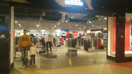Adidas Str. Zaharia Stancu 1