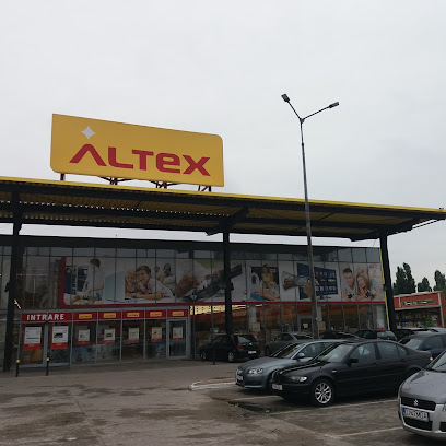 Altex Promenada Mall Strip