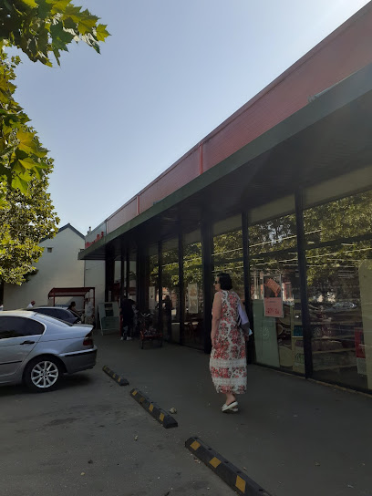 Carrefour Market Str. 1 Decembrie 10