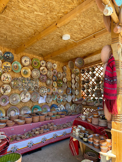 Ceramica Bîscu Leonida si Gheorghe (Pottery business Leonida and Gheorghe) Strada Olari 154