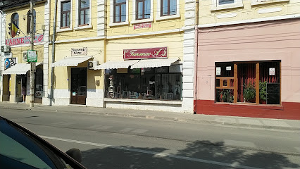 Farmec A Souvenir Shop Vișeu de Sus 435700