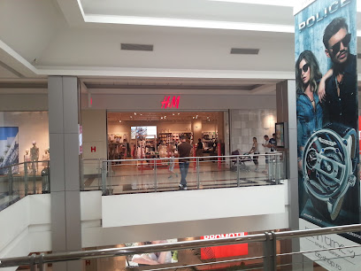 H&M Calea București 36