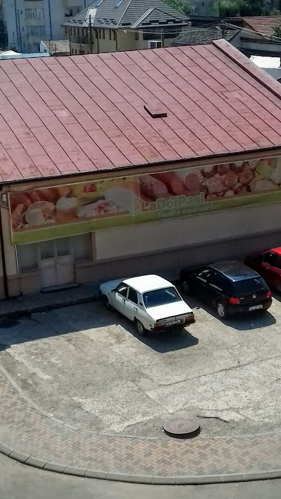 La doi paşi Str. Pieții