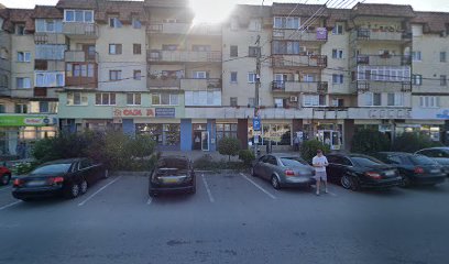 Magazin Universal Piața Republicii 39