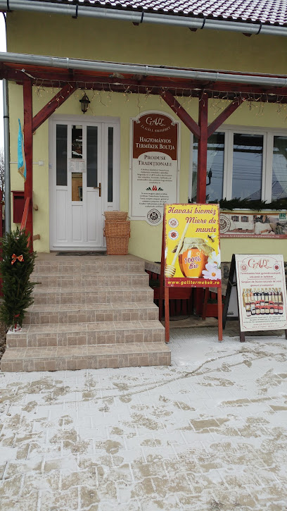 Magazin cu produse locale Strada Kossuth Lajos 67