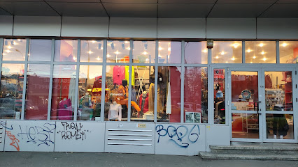 Magazin îmbrăcăminte Bloc F