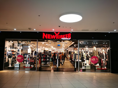 NEW YORKER Center Aurora Mall