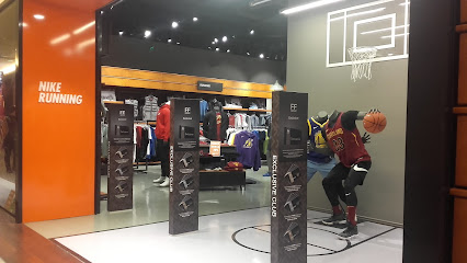 Nike Store Strada Alexandru Vaida Voevod St 53-55