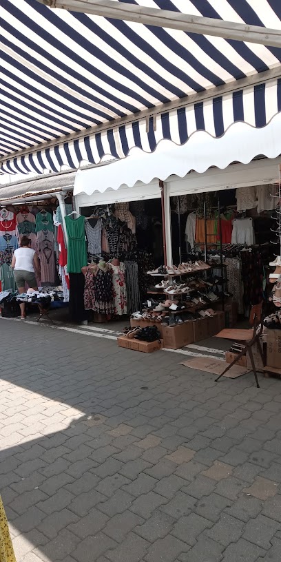 Piaţa Armatei Piaţa Armatei 33