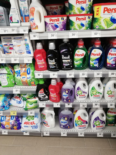 Supermarket Dacia 106 Piața Iuliu Maniu 16