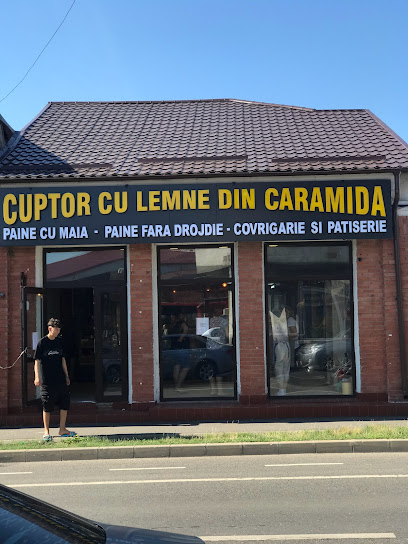Vinuri Si Alumaturi De Vrancea Strada Tecuci 61