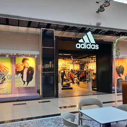 adidas Store Bulevardul Alexandru Lăpușneanu 116C